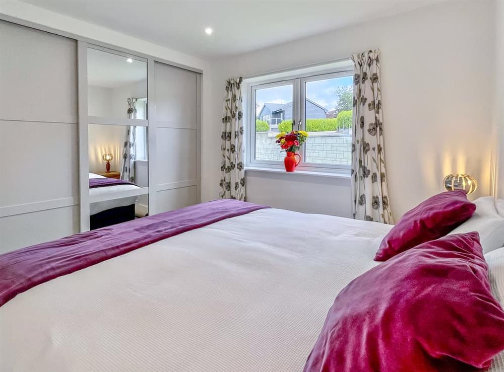 Double bedroom at Trafalgar in Newport, Isle of Wight