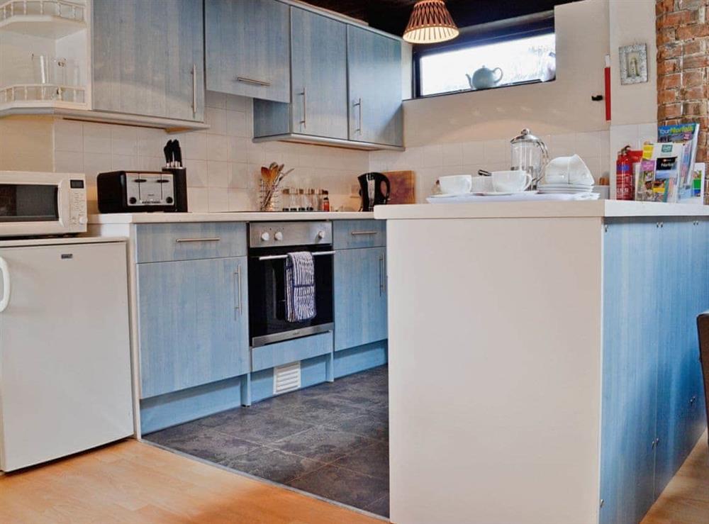 Open plan living/dining room/kitchen (photo 4) at Trailor Cottage in Weybourne , Norfolk