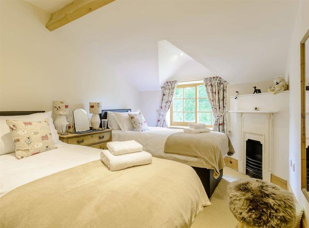 Twin bedroom at Tranmire Cottage in Lastingham, North Yorkshire