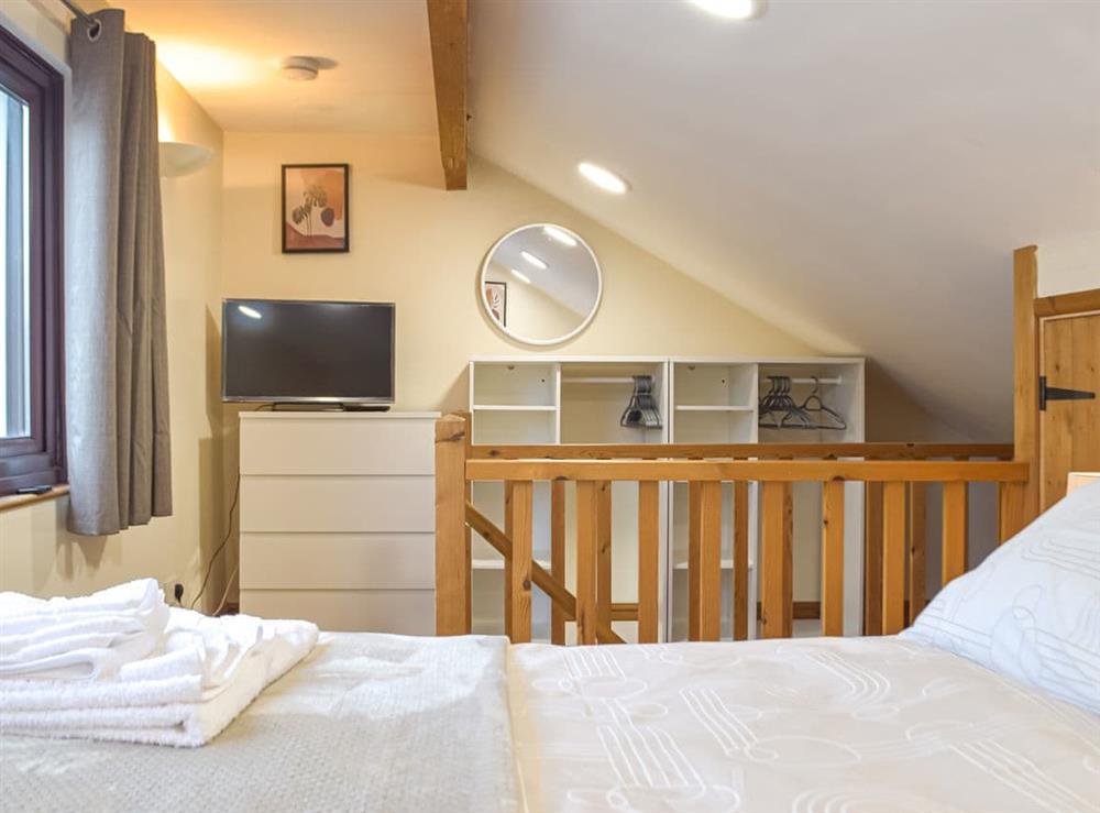 Double bedroom (photo 2) at Tranquil Escapes- Cuddfan in Llanteg, near Amroth, Dyfed