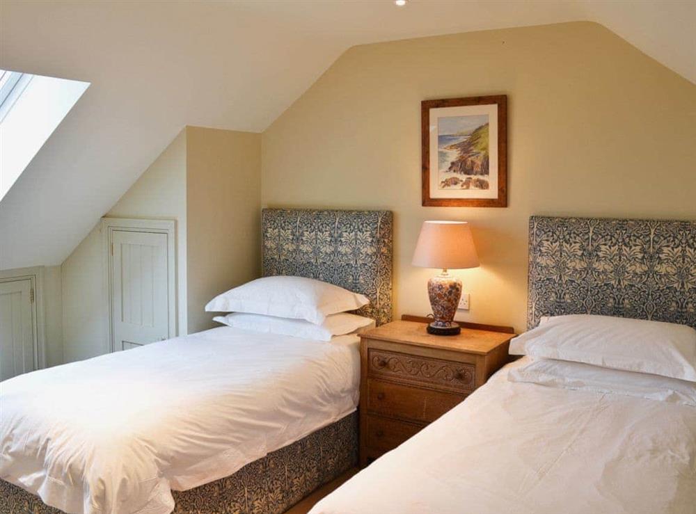 Twin bedroom (photo 3) at Treburthick House in Porthpean, near Charlestown, Cornwall