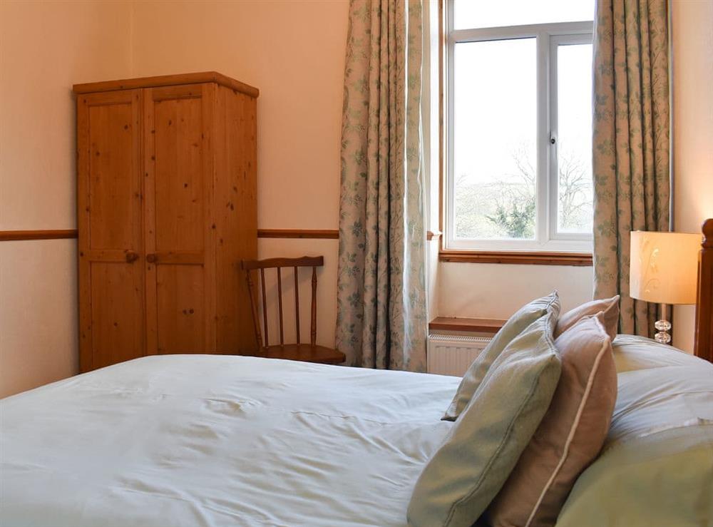 Double bedroom (photo 3) at Linhay,