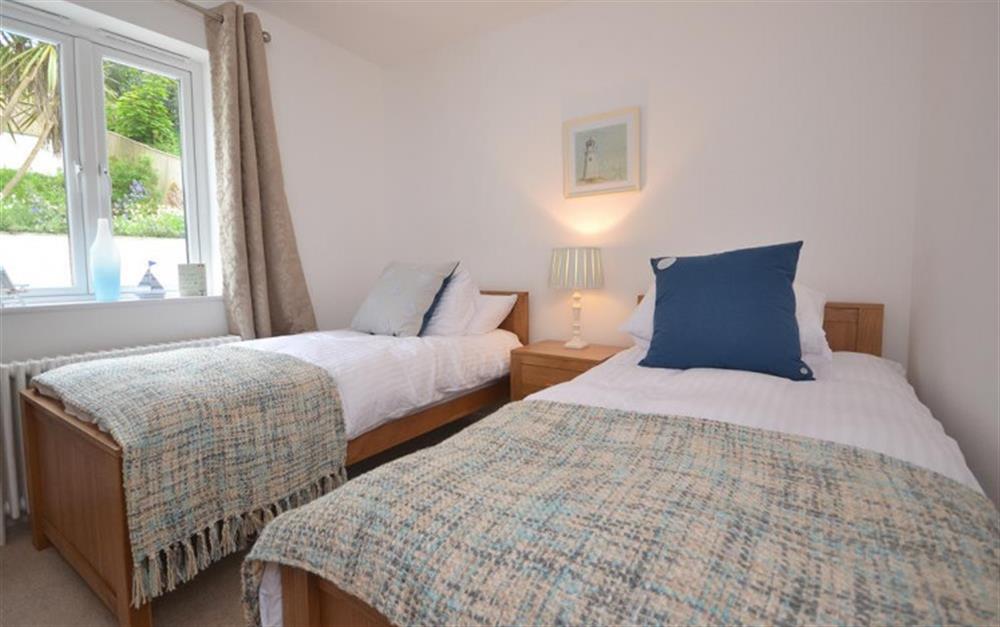 Bedroom 4 with twin beds at Tredarloe in Salcombe