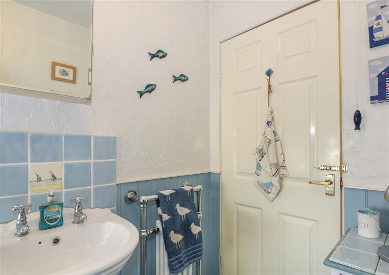 Bathroom (photo 2) at Treecreeper Cottage, East Rudham near Great Massingham