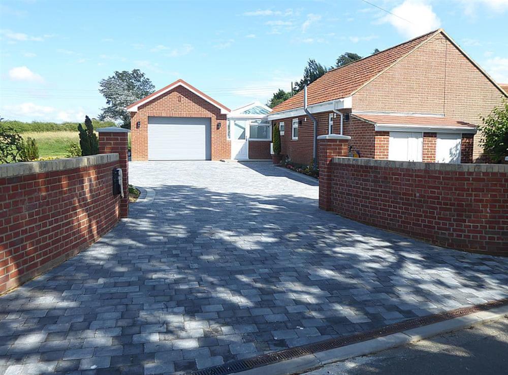 Driveway at Trees Annexe in Cowes, Isle of Wight