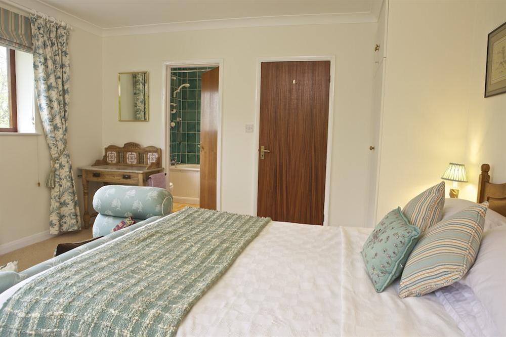 Master bedroom at Treetops in Moult Hill, Salcombe