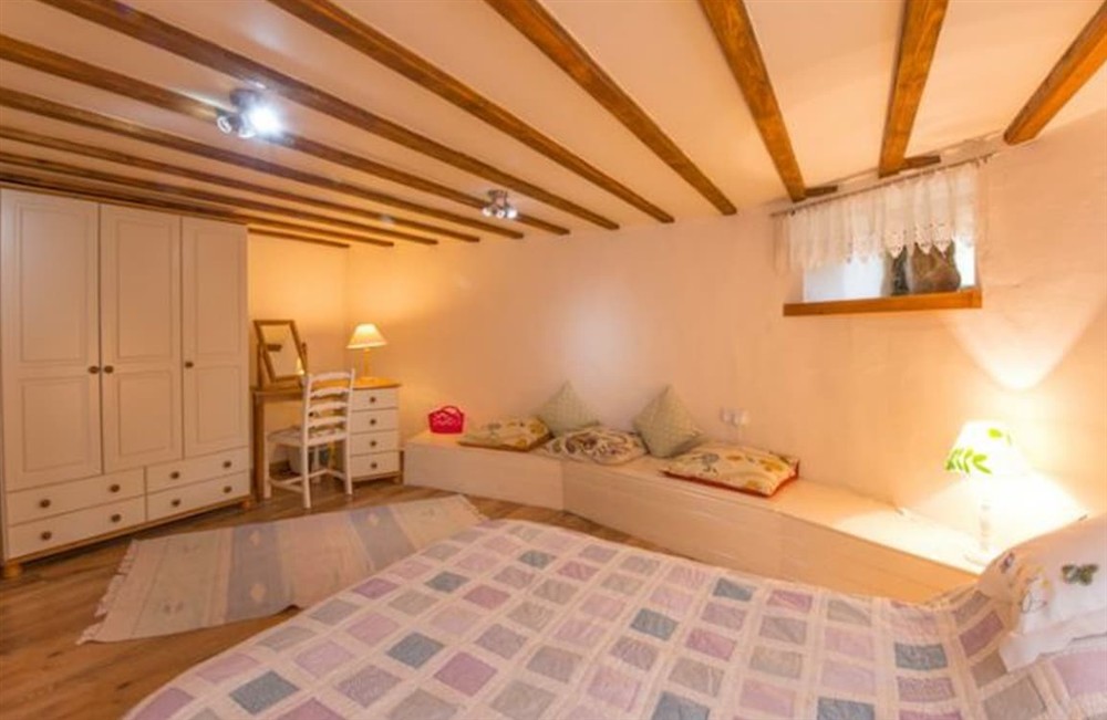 Bedroom (photo 10) at Treganoon Round Barn in Lostwithiel, Cornwall