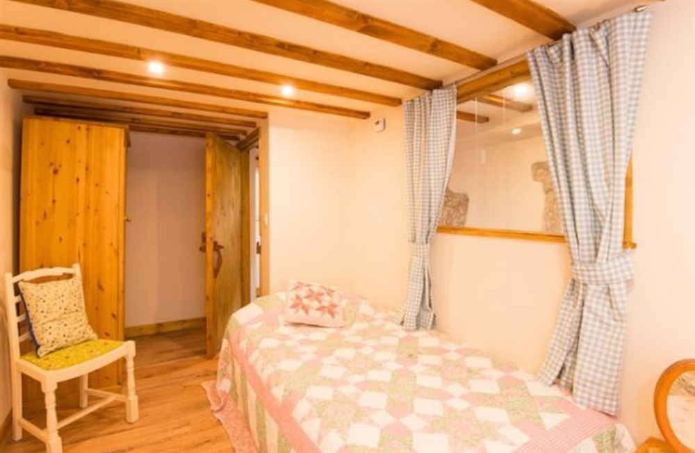 Bedroom (photo 7) at Treganoon Round Barn in Lostwithiel, Cornwall