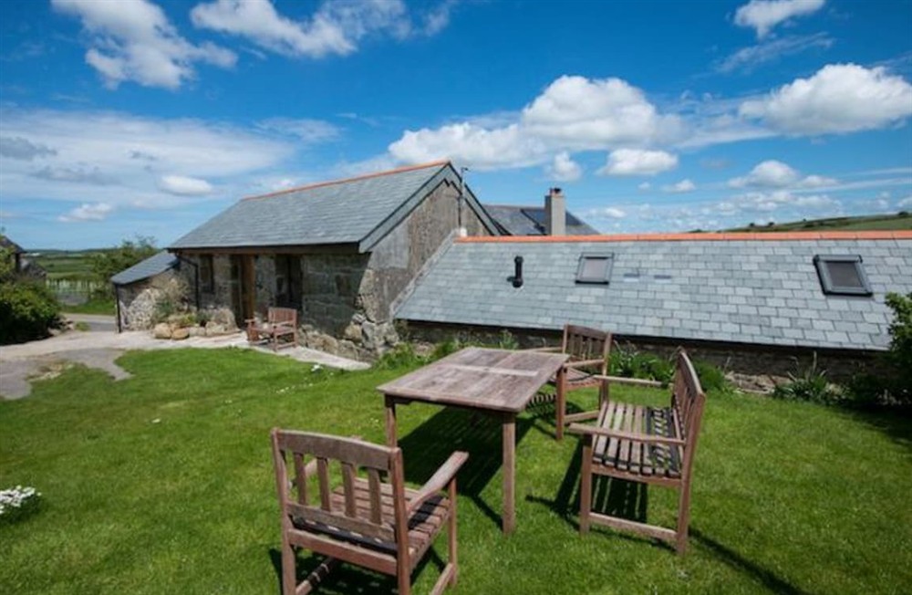 Outdoor area (photo 2) at Treganoon Round Barn in Lostwithiel, Cornwall