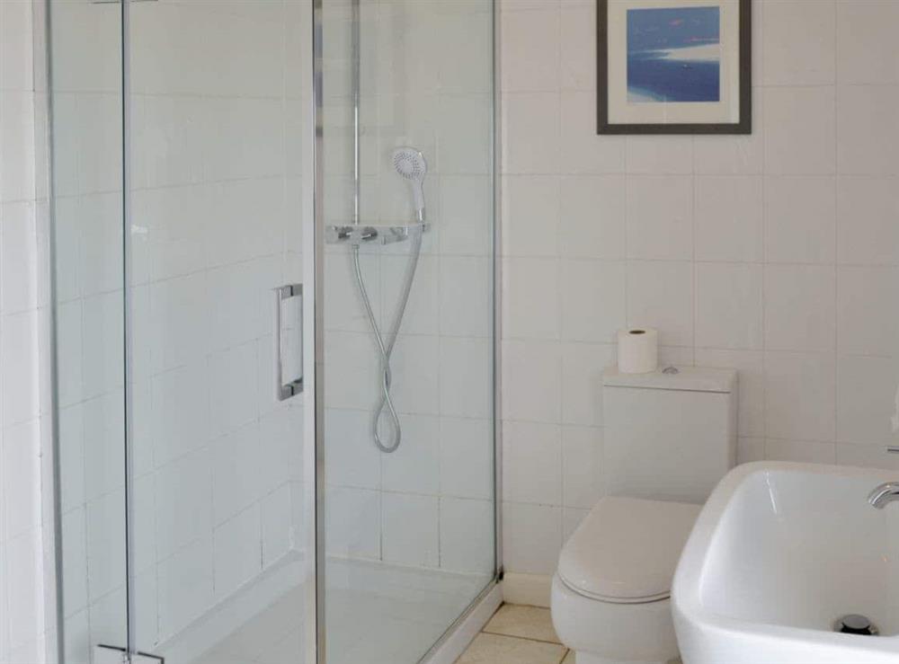 En-suite shower room at Treginegar Farmhouse in St Merryn, near Padstow, Cornwall