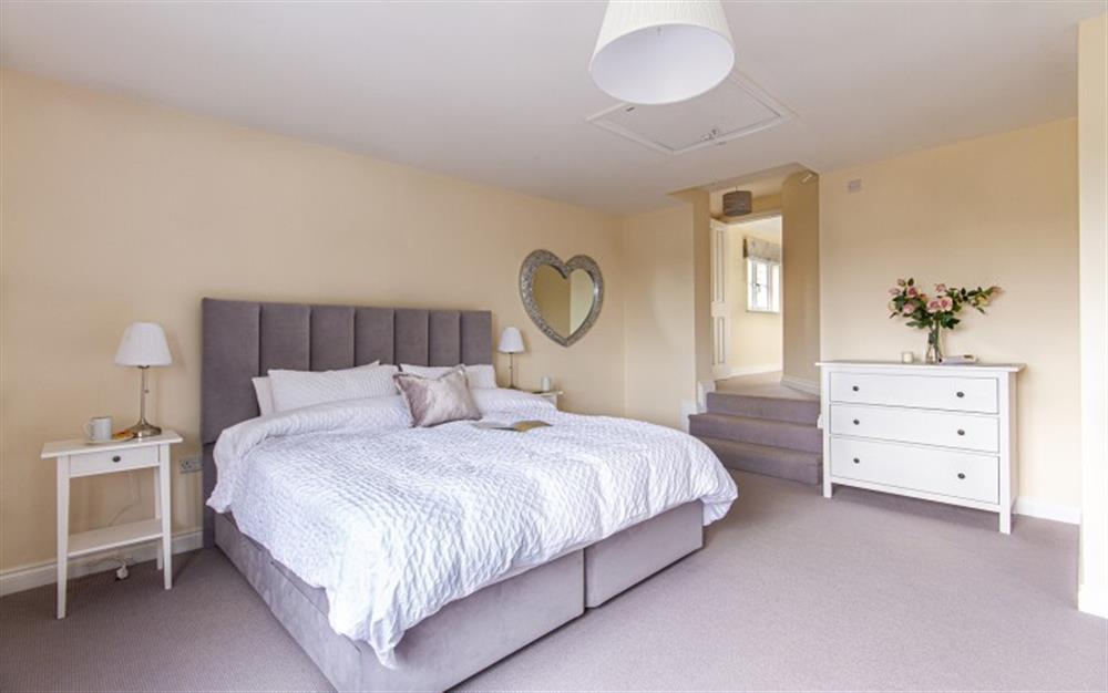 Second double bedroom with ensuite at Trelawney Cottage in Wadebridge