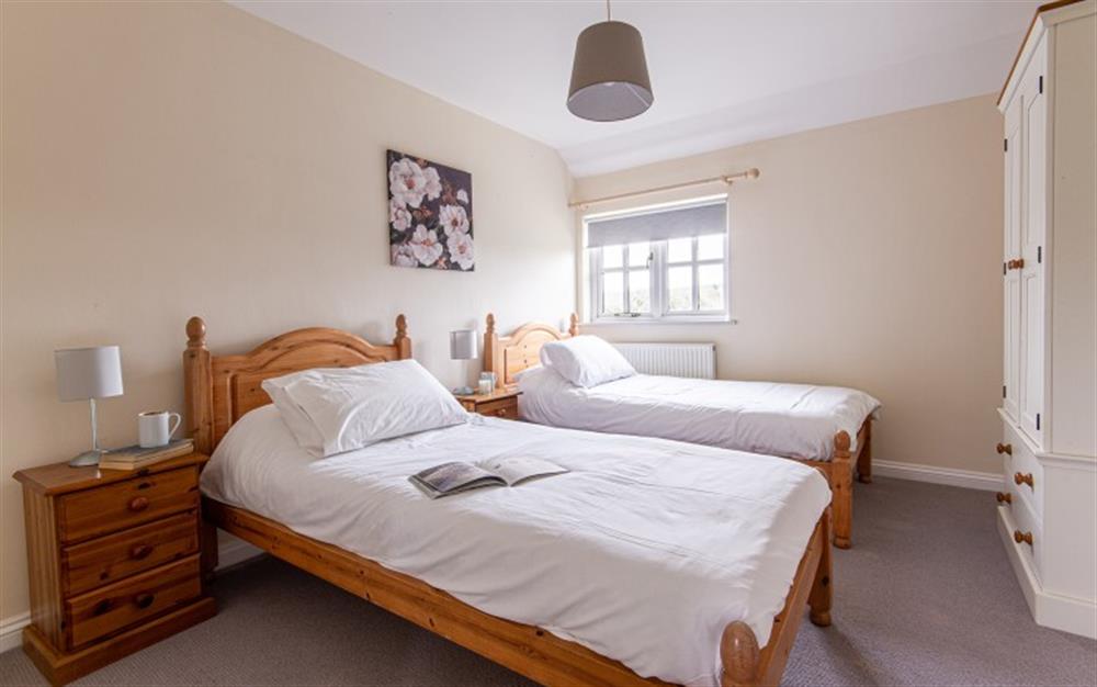Second twin bedroom at Trelawney Cottage in Wadebridge