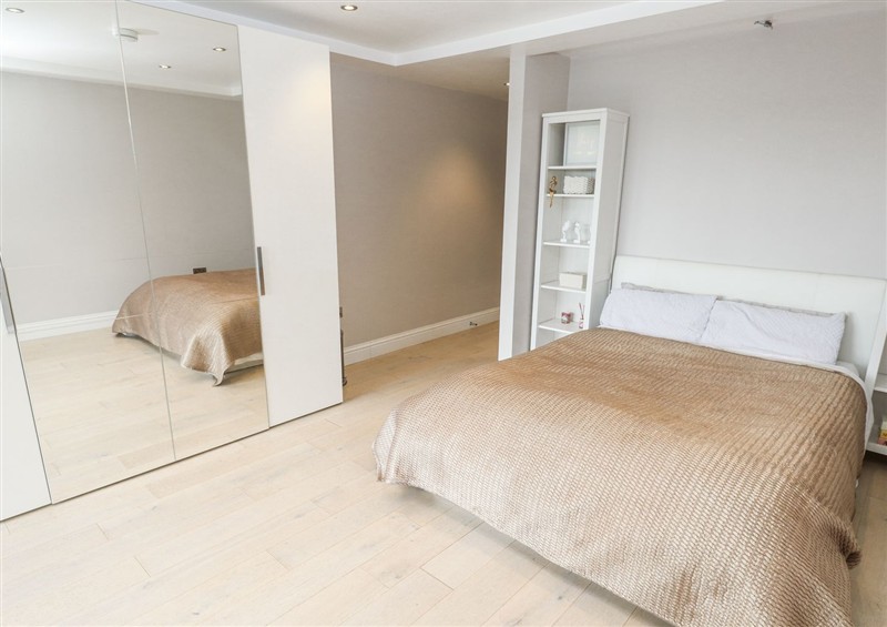 This is a bedroom (photo 3) at Treliance, Feock near Carnon Downs