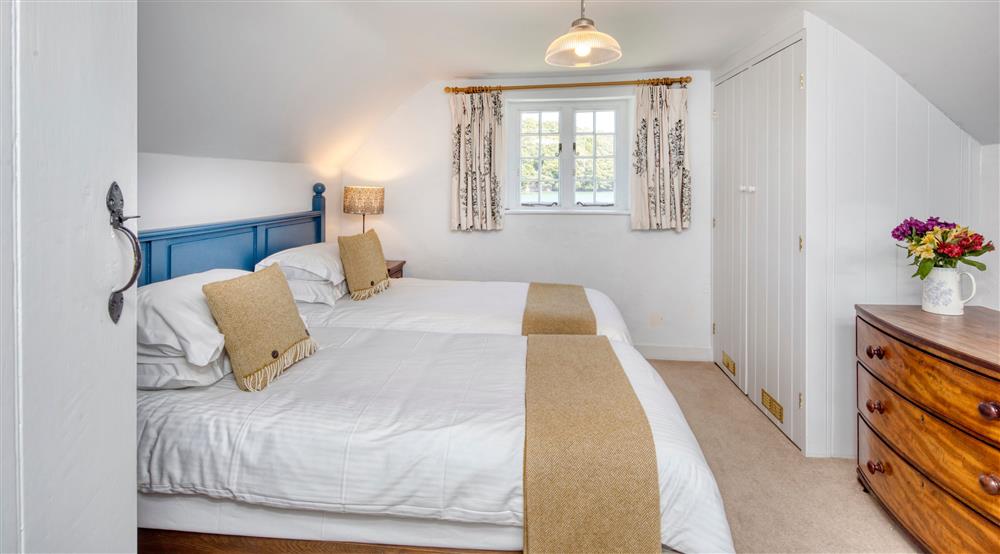 The double/twin bedroom at Trelissick Quay Cottage in Feock, Cornwall