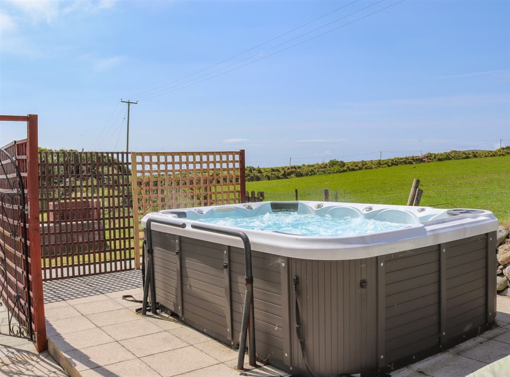 Hot tub at Trem Nant in Aberdaron, Gwynedd