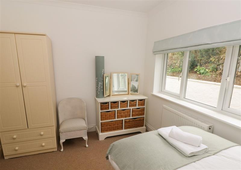 This is a bedroom (photo 2) at Trem Y Morfa, Newport