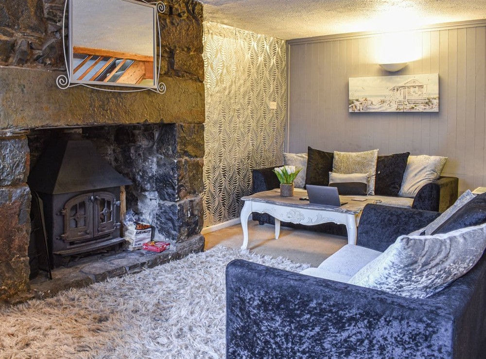 Living room at Tremadog Cottage in Tremadog, Gwynedd