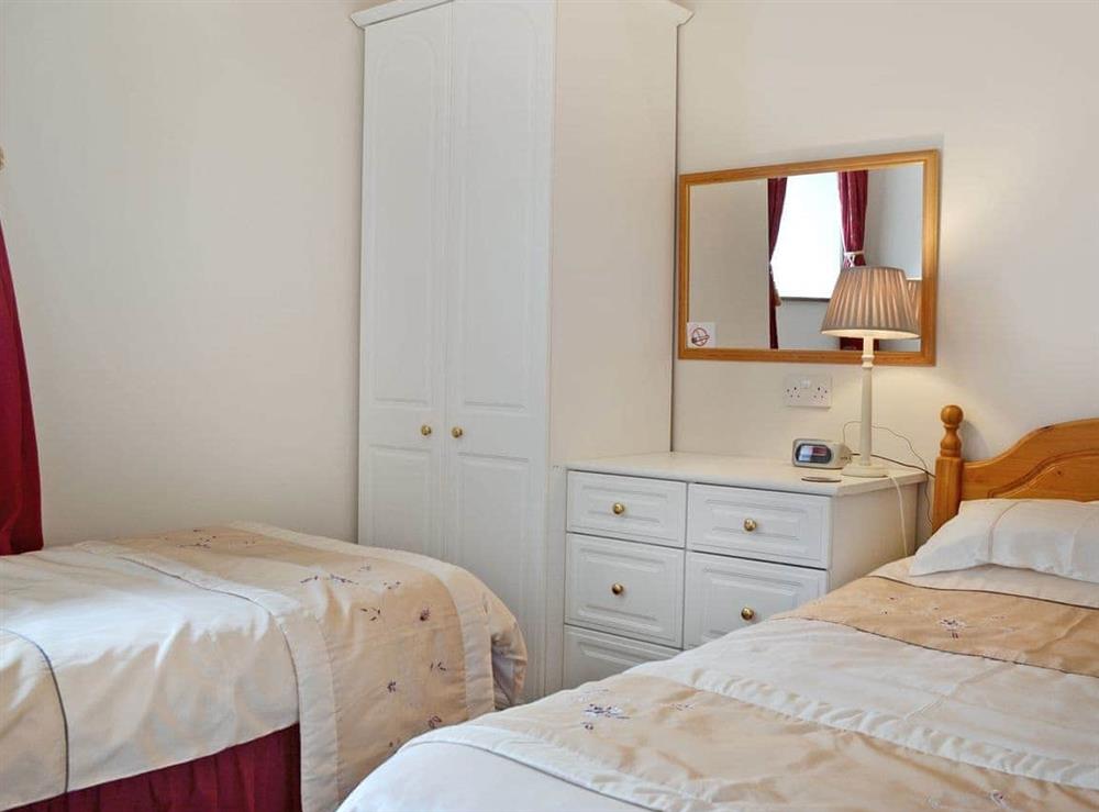 Twin bedroom at Tremafon in Barmouth, Gwynedd