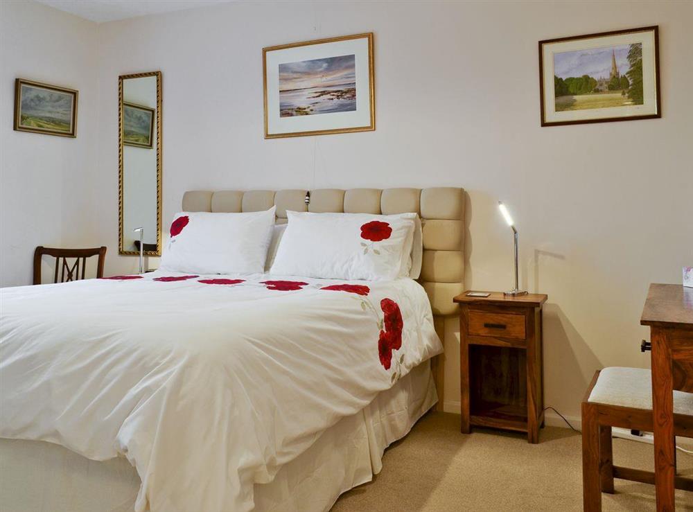 Spacious double bedroom at Trentham Cottage in Snettisham, near Hunstanton, Norfolk