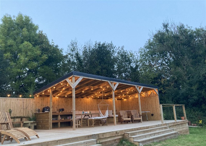 The patio in Treovis Cottage