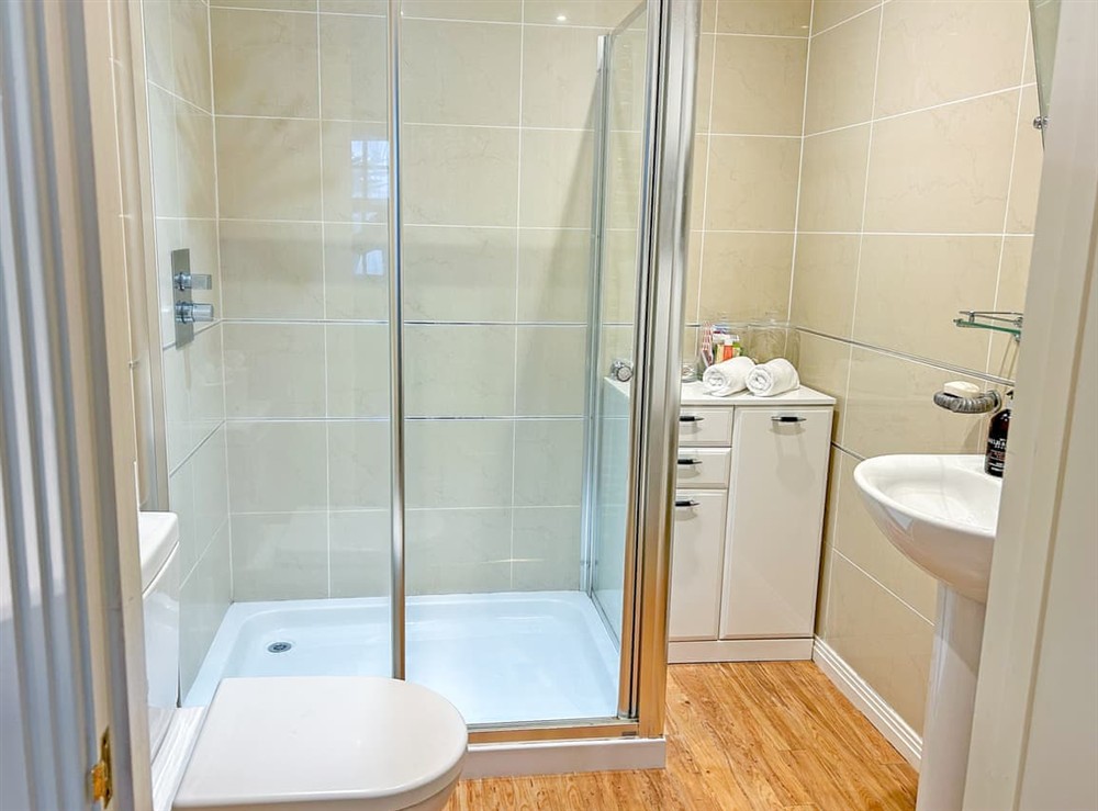 En-suite at Trevennen West in St Mawes, near Falmouth, Cornwall