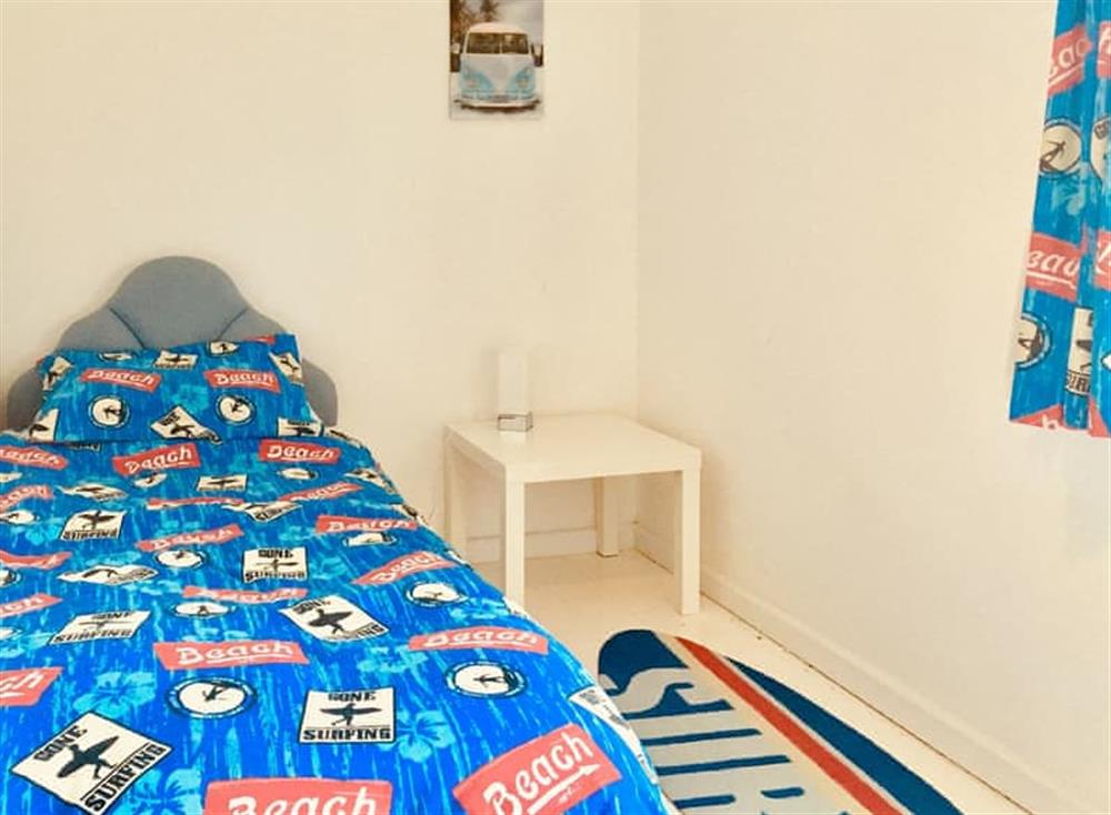 Single bedroom at Trevistas in Padstow, Cornwall