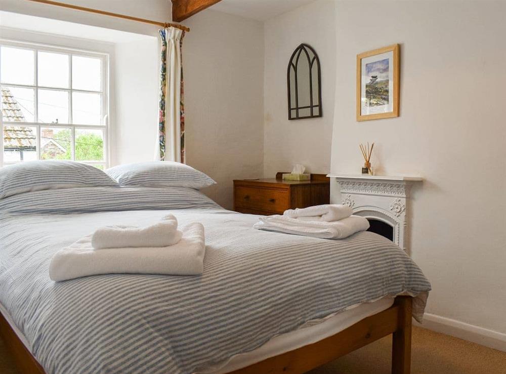 Double bedroom at Trevivian House in Boscastle, Cornwall