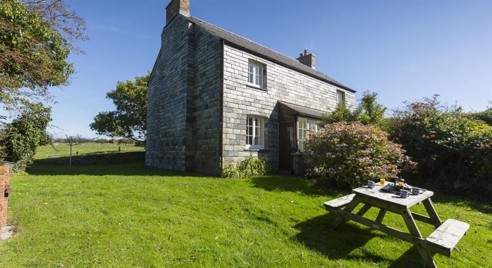 The exterior of Triggabrowne Cottage, Lanteglos-by-Fowey, Cornwall
