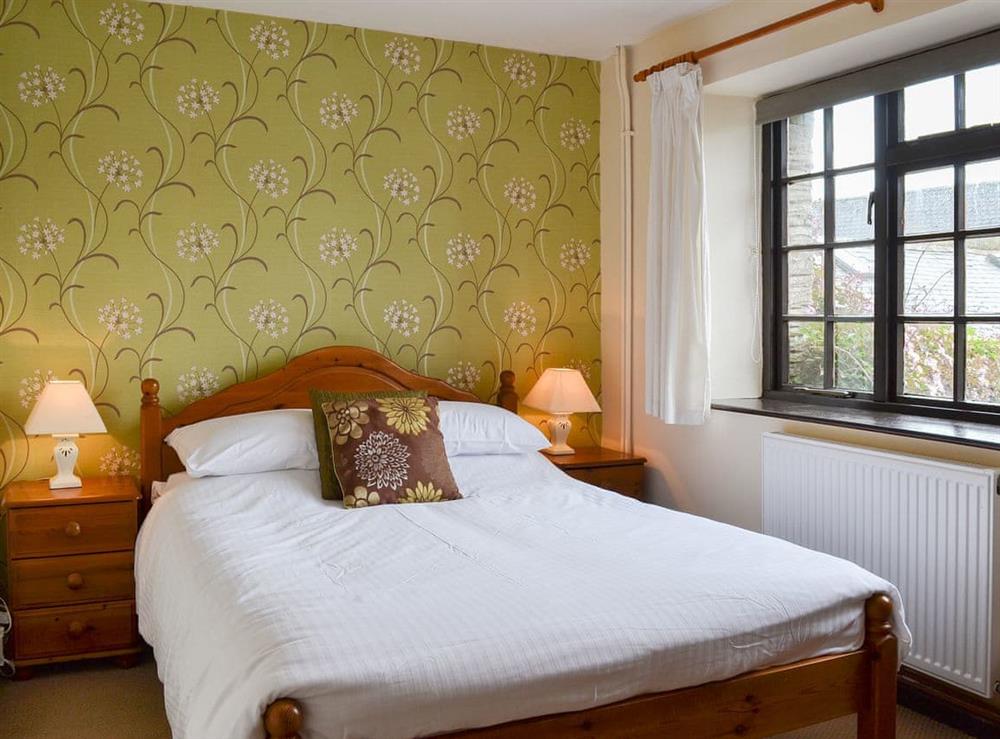 Pretty double bedroom at Gate Cottage, 