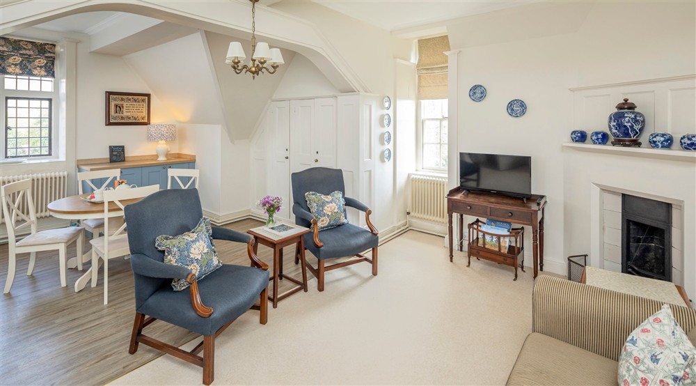 The open plan kitchen, sitting and dining room at Trinity Cottage in Exeter, Devon