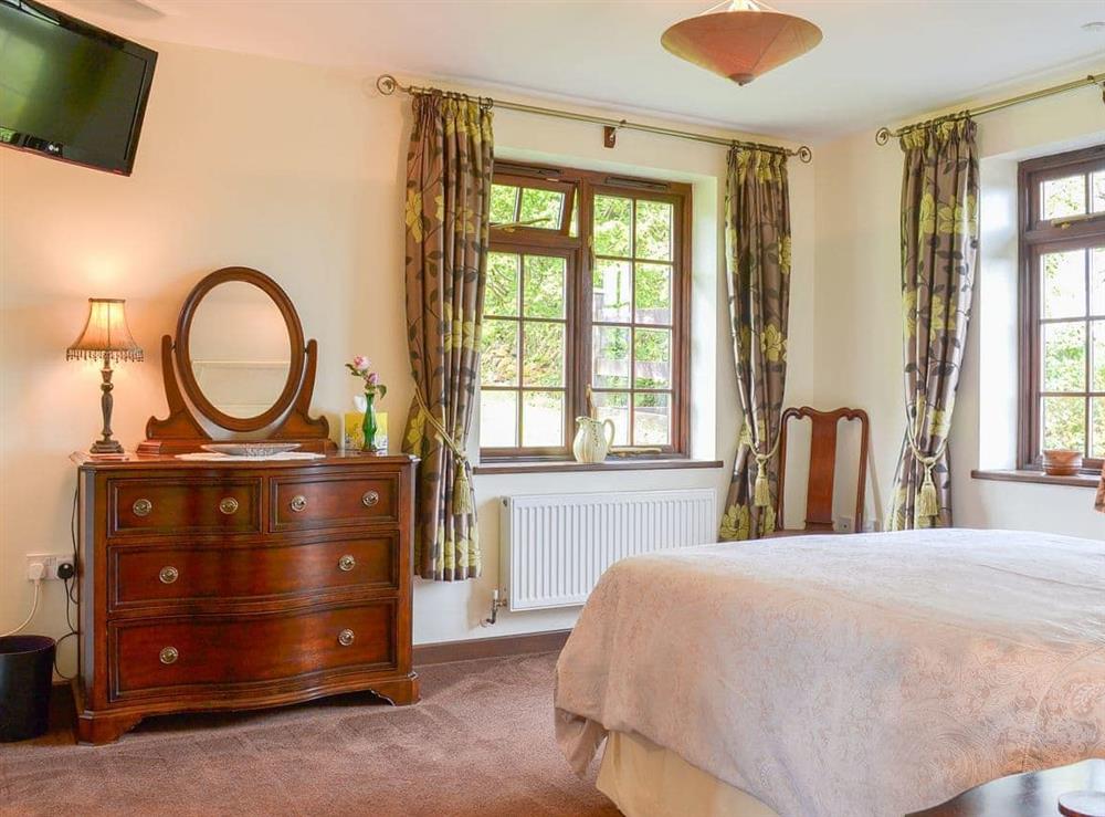 Cosy and relaxing double bedroom at Tripp Cottage in St Neot, near Liskeard, Cornwall