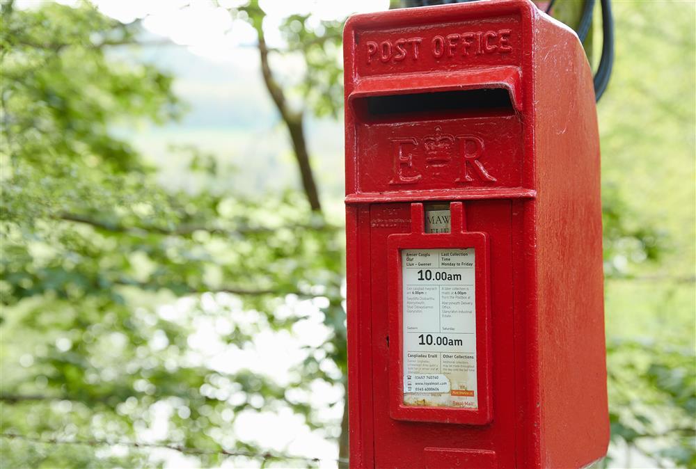 A rural village post box at Troedrhiwfawr, Aberystwyth