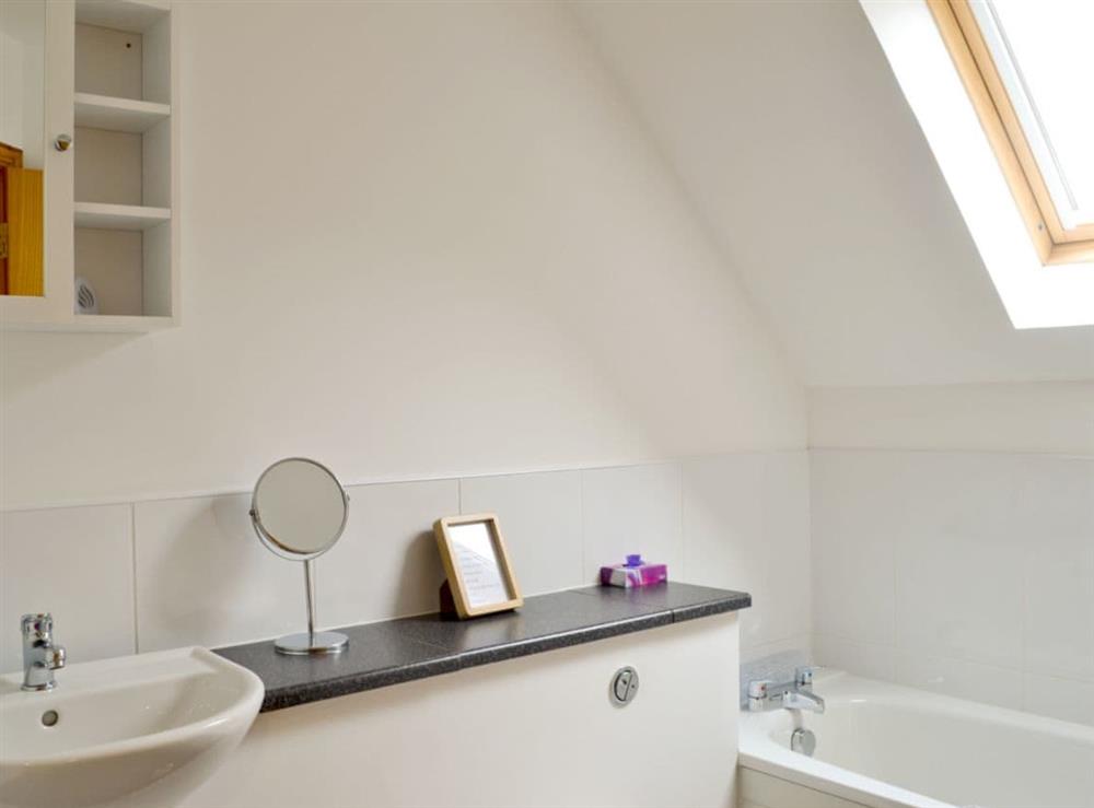 Bathroom at Truim Cottage in Dalwhinnie, Inverness-Shire