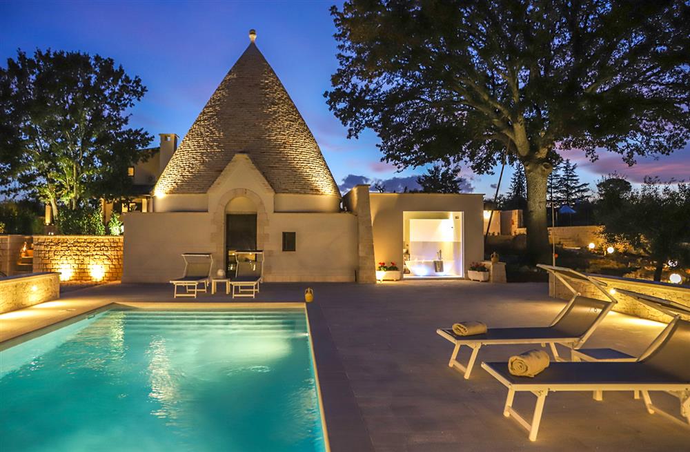 Trullo Alberobello (photo 15) at Trullo Alberobello in Castellana Grotte, Italy