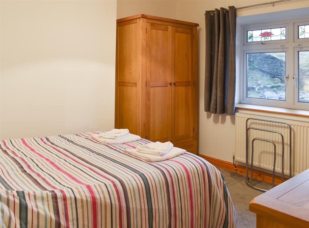 Double bedroom (photo 5) at Tryfan in Blaenau Ffestiniog, Gwynedd