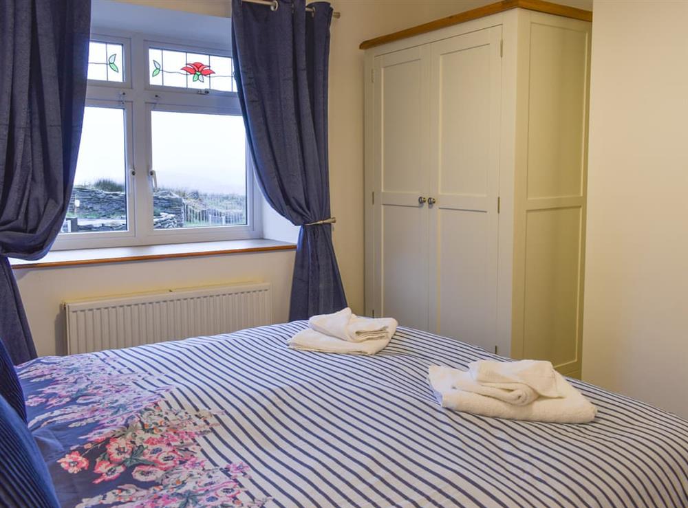Double bedroom (photo 9) at Tryfan in Blaenau Ffestiniog, Gwynedd