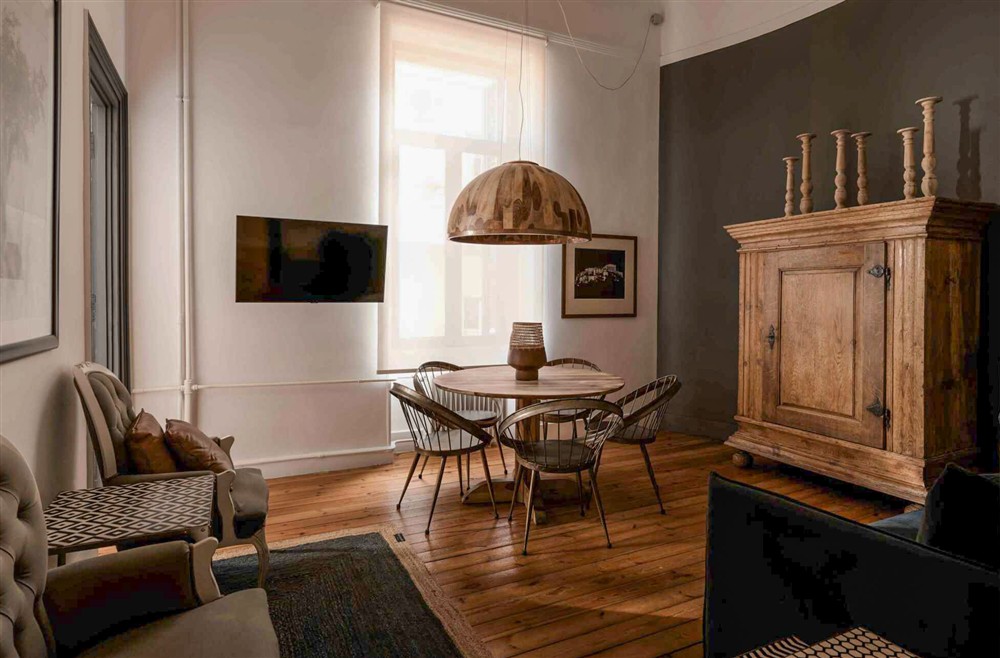 Tsatsou Townhouse