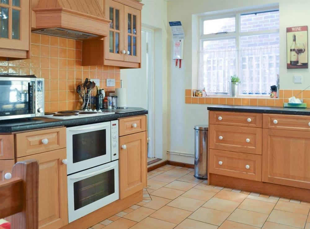Spacious kitchen at Tudor Cottage in Romsey, Hampshire