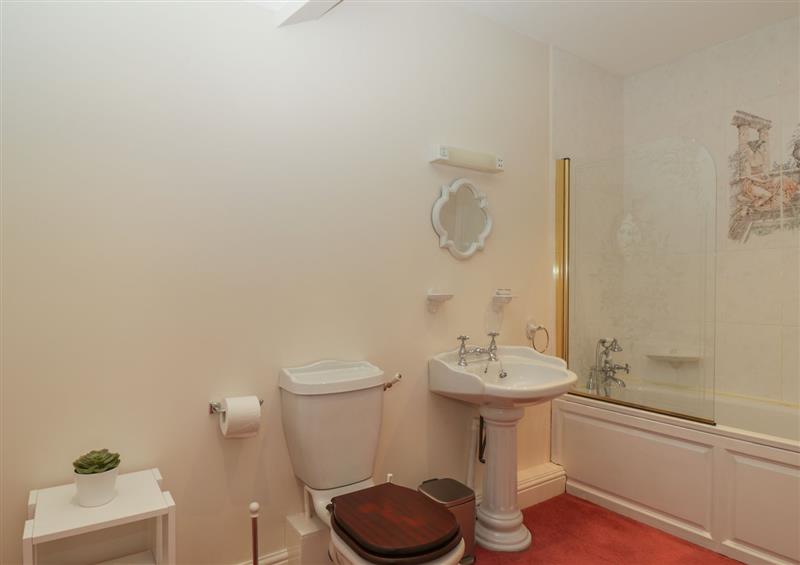 Bathroom (photo 2) at Tudor House, Symonds Yat