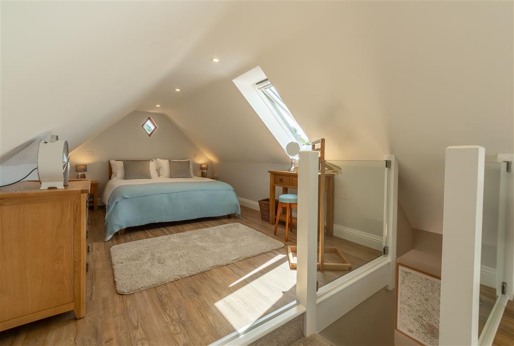 Bedroom with 6’ superking bed (photo 2) at Tudor Rose, Aylsham