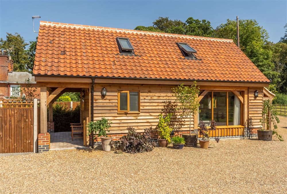 Tudor Rose is a beautifully completed timber-clad barn at Tudor Rose, Aylsham