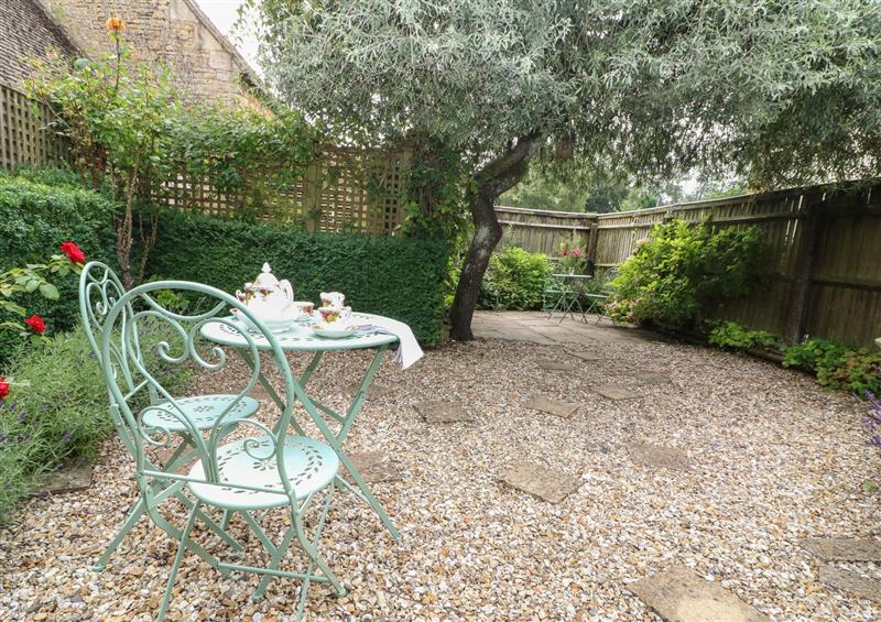 Enjoy the garden (photo 2) at Tuesday Cottage, Bourton-On-The-Water