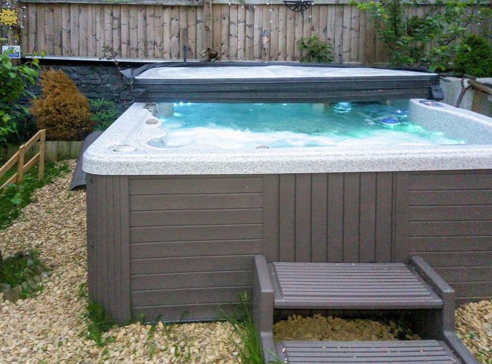 Hot tub at Telford Lodge, 