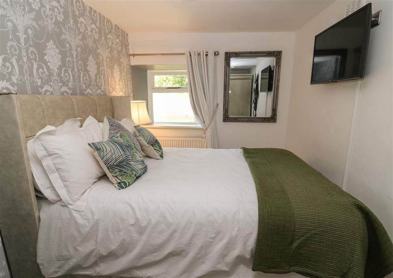 This is a bedroom at Tulip Cottage, Baildon