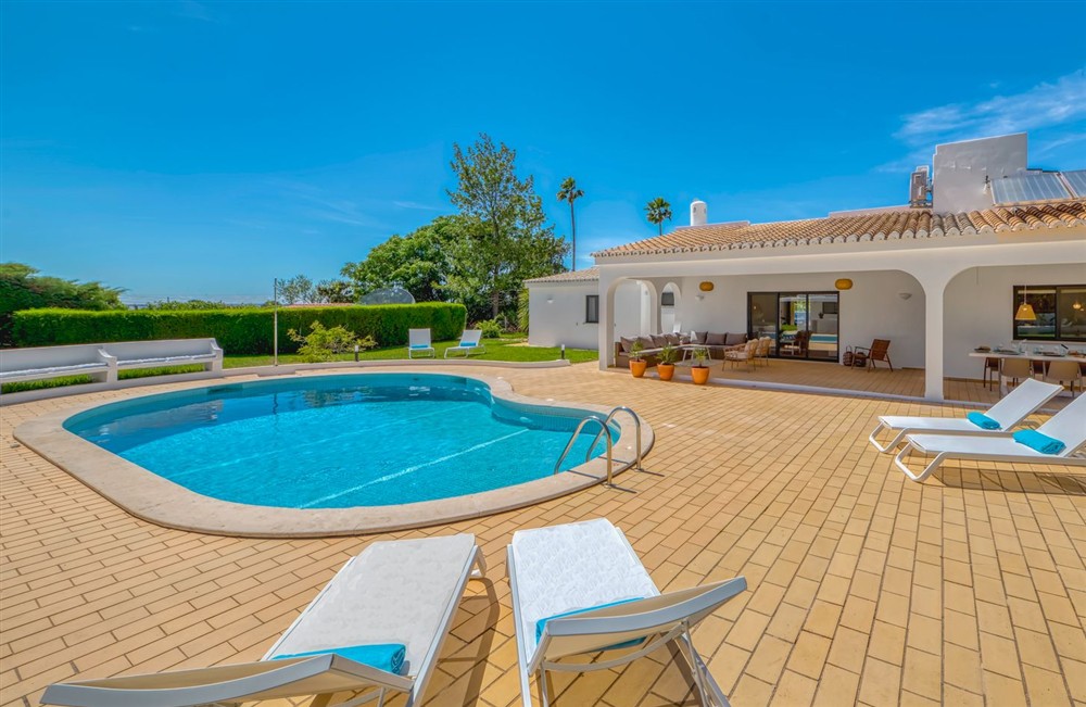 Tuna Tango Villa