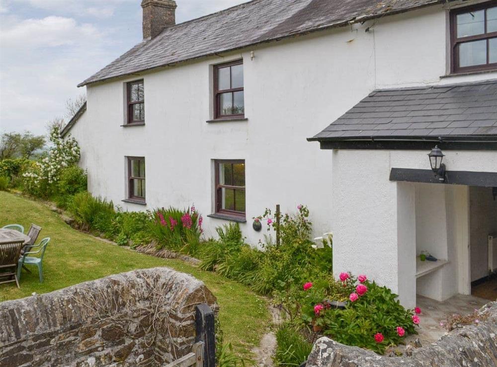 Picturesque holiday cottage