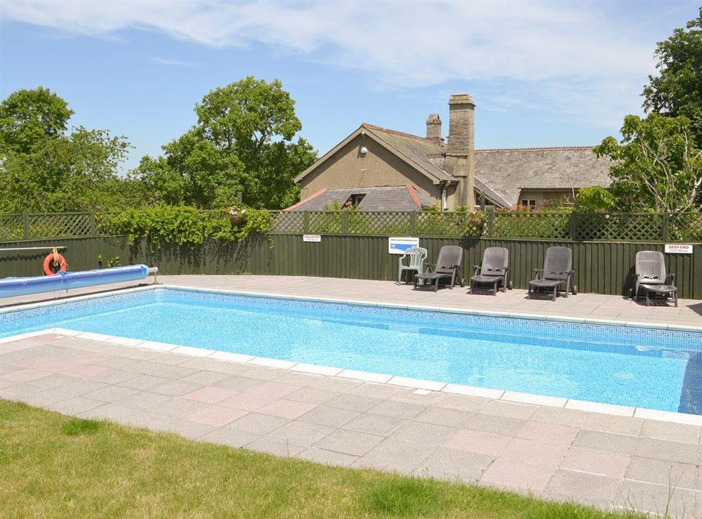Luxurious shared swimming pool at Twelve Oaks Farmhouse, 