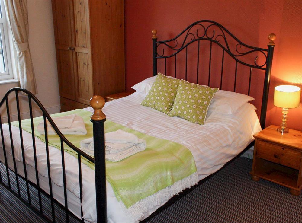 Double bedroom (photo 2) at Twenty in Sutton-on-Sea, Mablethorpe, Lincolnshire