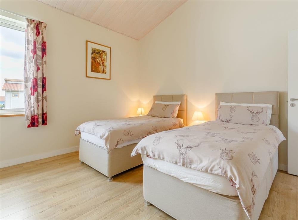 Twin bedroom at Twin Oaks in Fritton, near Great Yarmouth, Norfolk