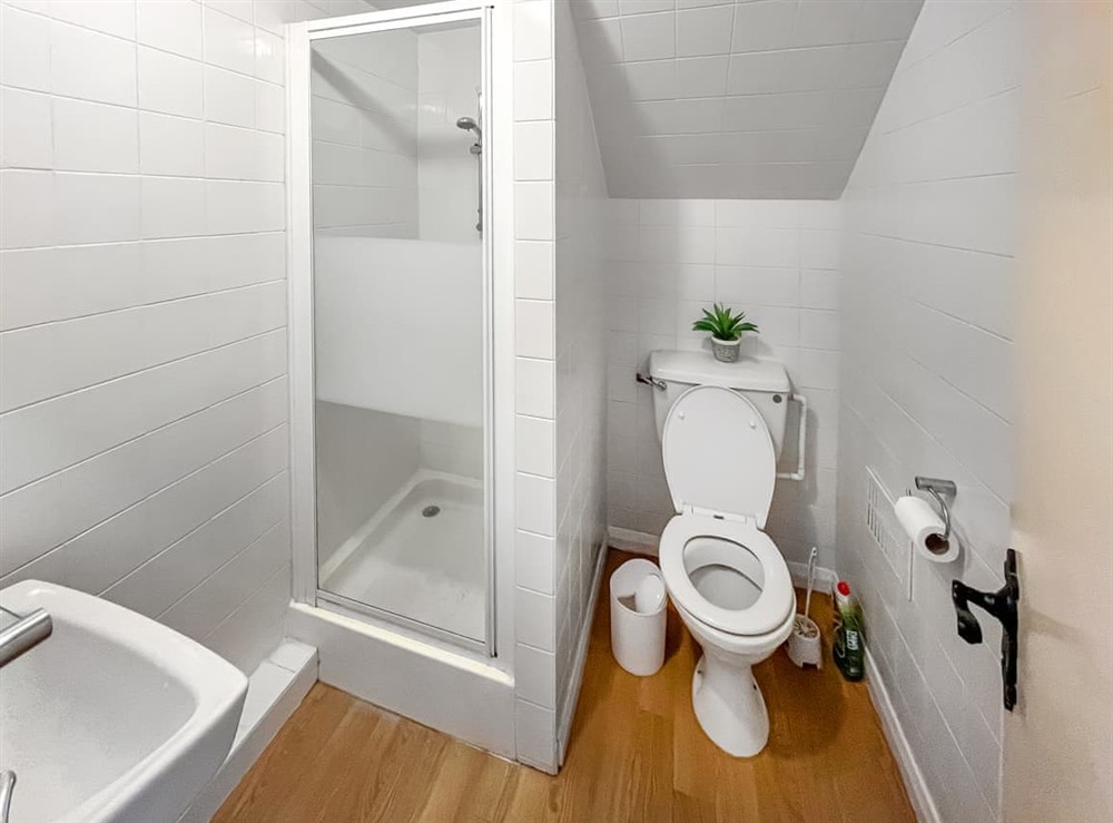 Bathroom at Twin Pines in Kenley, near Surrey, England